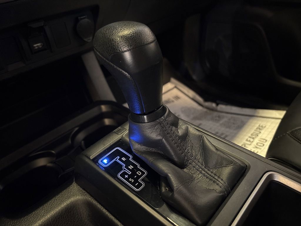 Used 2020 Toyota Tacoma SR image 30