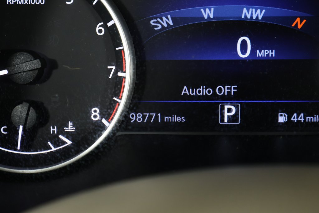 Used 2017 Nissan Murano Platinum w/ Platinum Technology Package FWD image 16