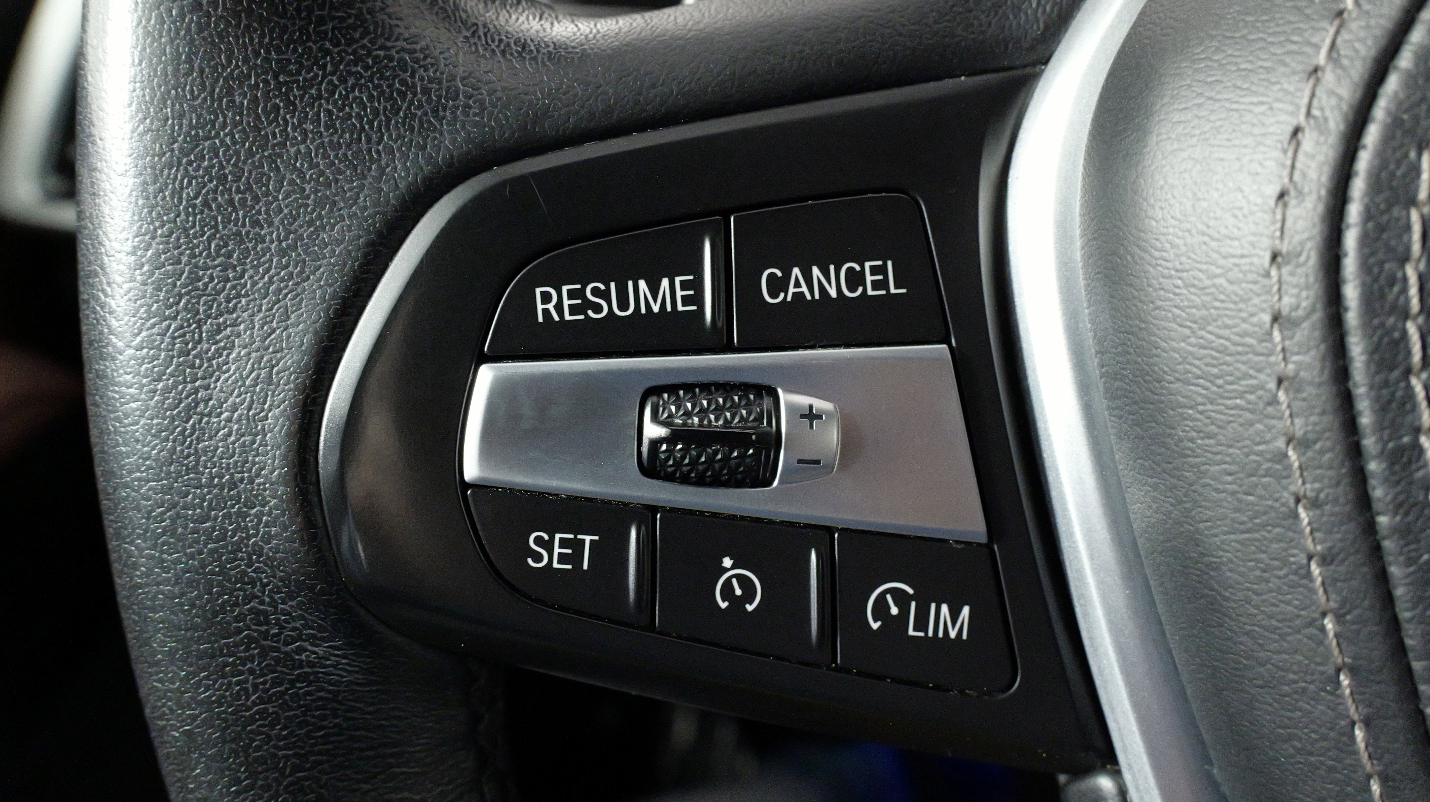 Used 2021 BMW X5 xDrive40i w/ Convenience Package image 45