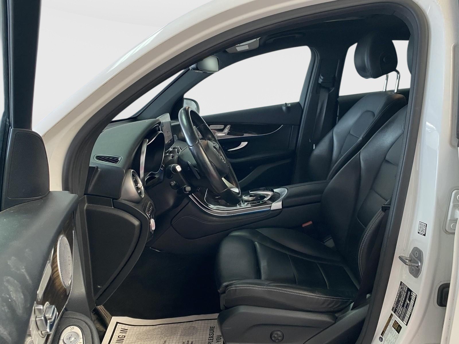 Used 2018 Mercedes-Benz GLC 300 4MATIC Coupe image 22