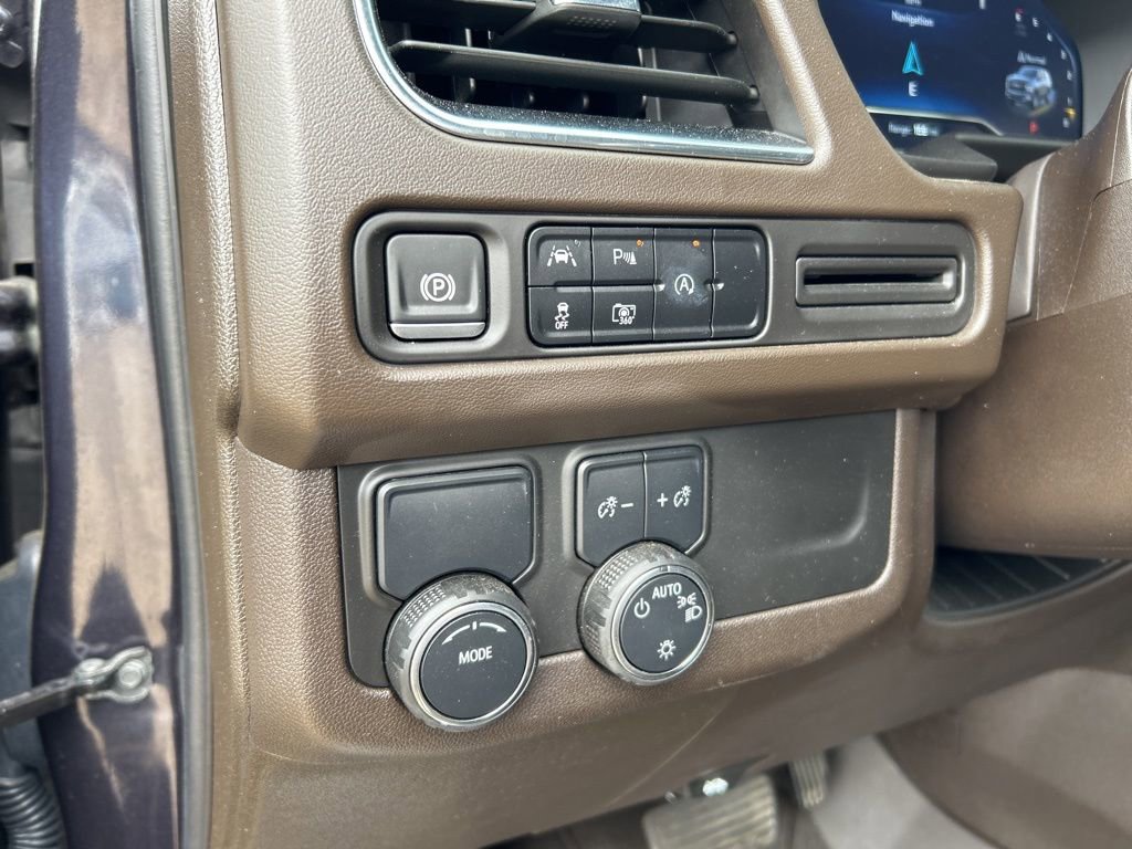 Used 2024 Chevrolet Tahoe LT w/ Luxury Package RWD image 19