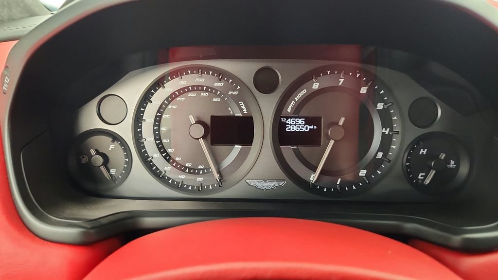 Used 2014 Aston Martin Vanquish Coupe RWD image 72