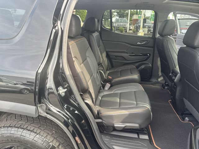 Used 2023 GMC Acadia AT4 w/ Technology Package AWD/4WD image 28