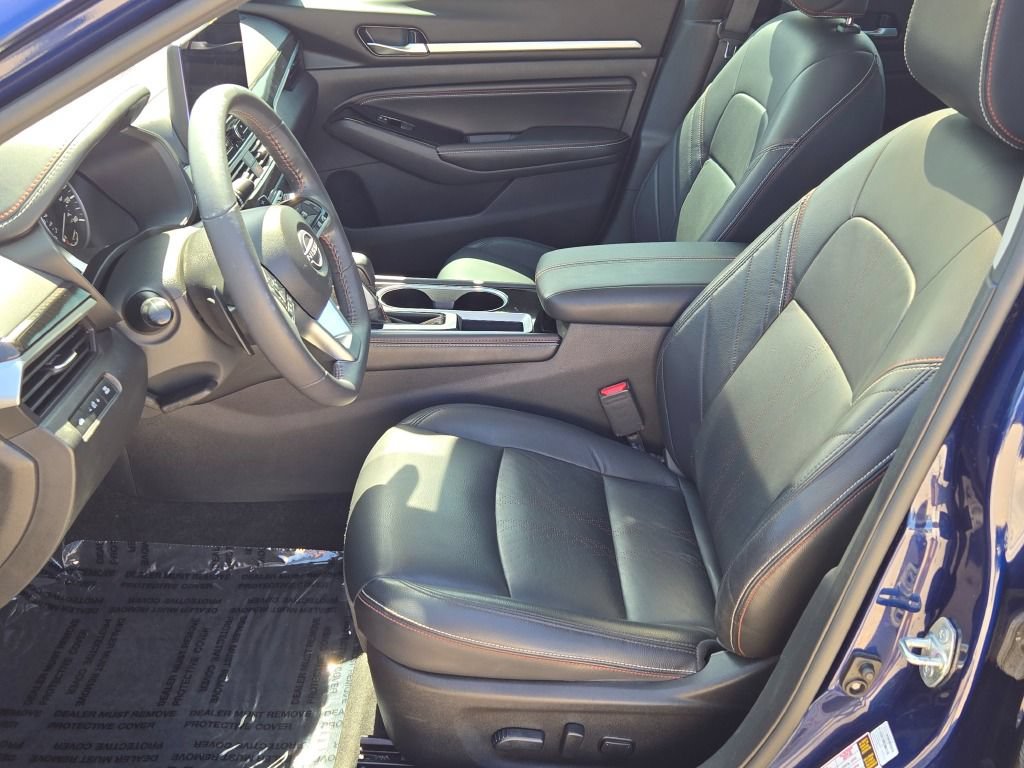 Used 2023 Nissan Altima 2.5 SR w/ SR Premium Package FWD image 21