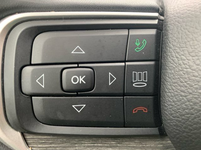 Used 2024 Jeep Wagoneer L Series II AWD/4WD image 36