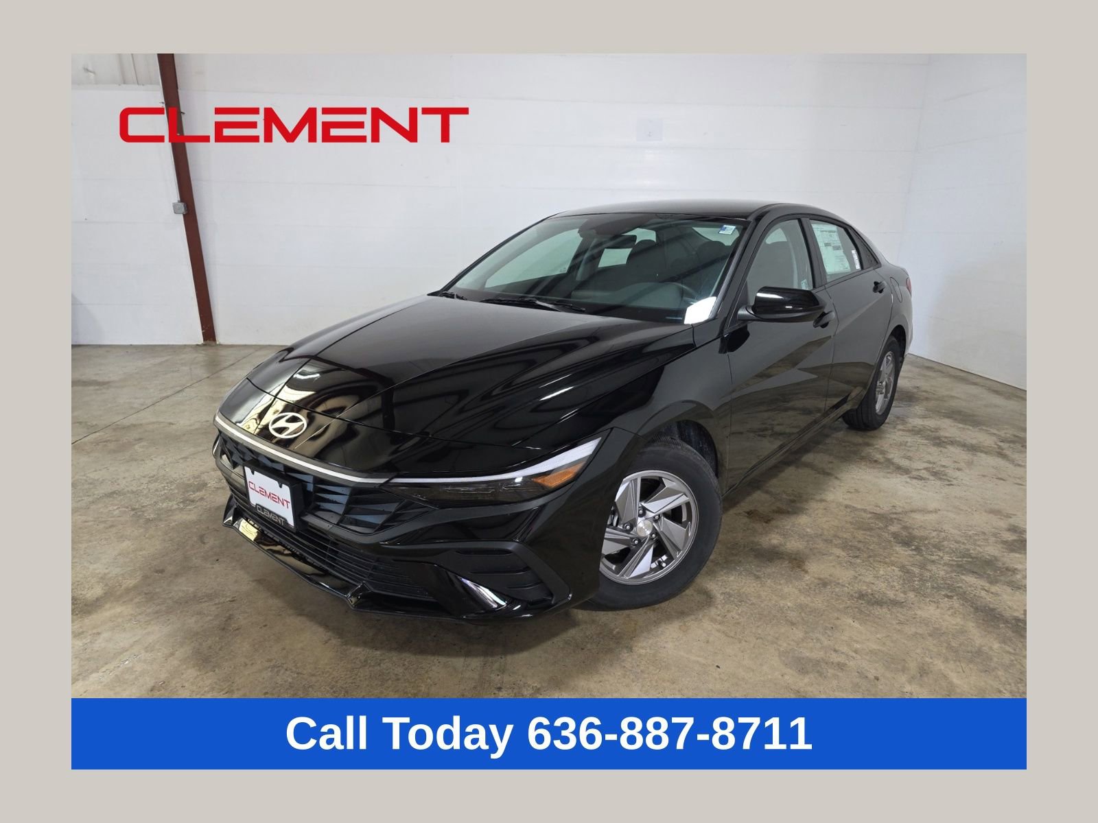 Used 2025 Hyundai Elantra SE