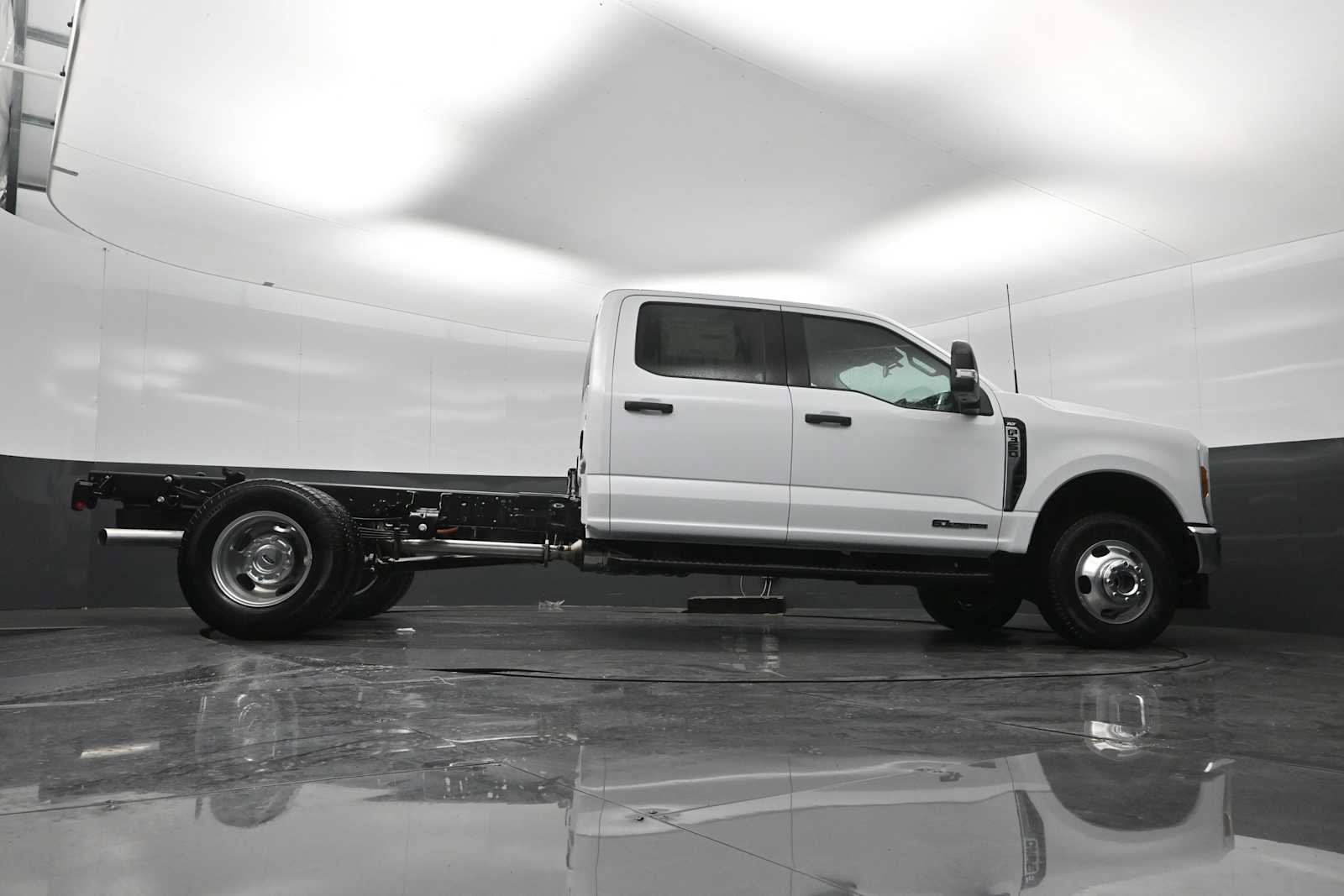New 2026 Ford F350 XLT AWD/4WD image 33