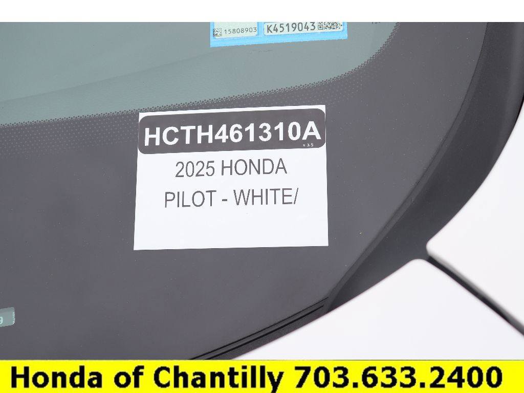 Certified 2025 Honda Pilot TrailSport image 36