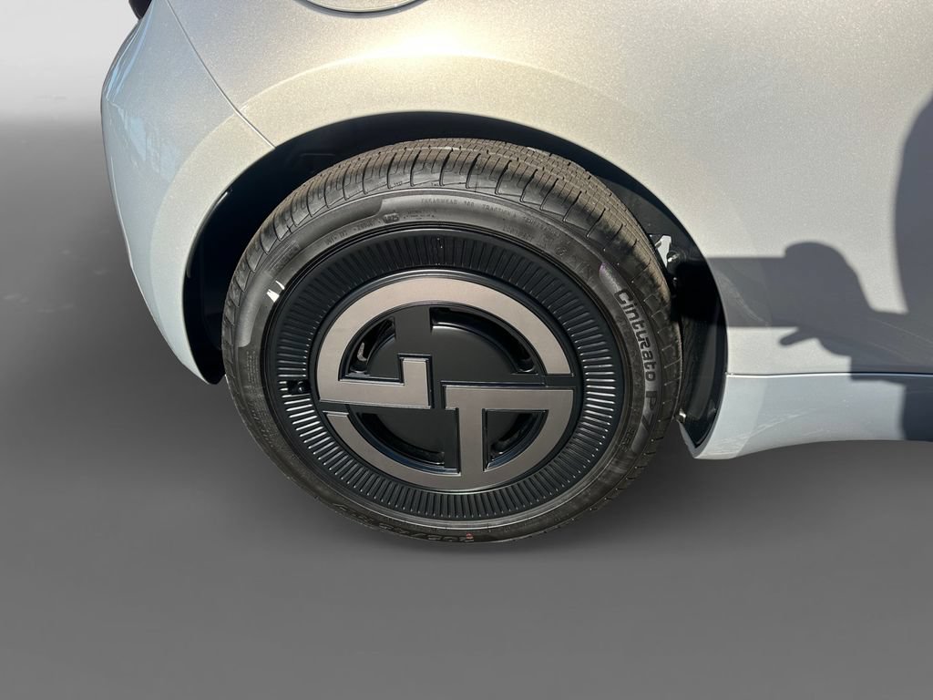 New 2025 FIAT 500 e FWD image 10