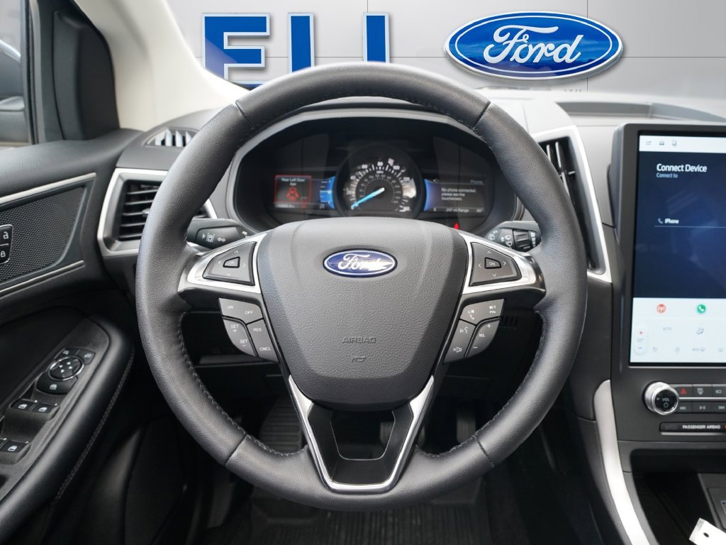 Certified 2024 Ford Edge SEL w/ Convenience Package AWD/4WD image 24