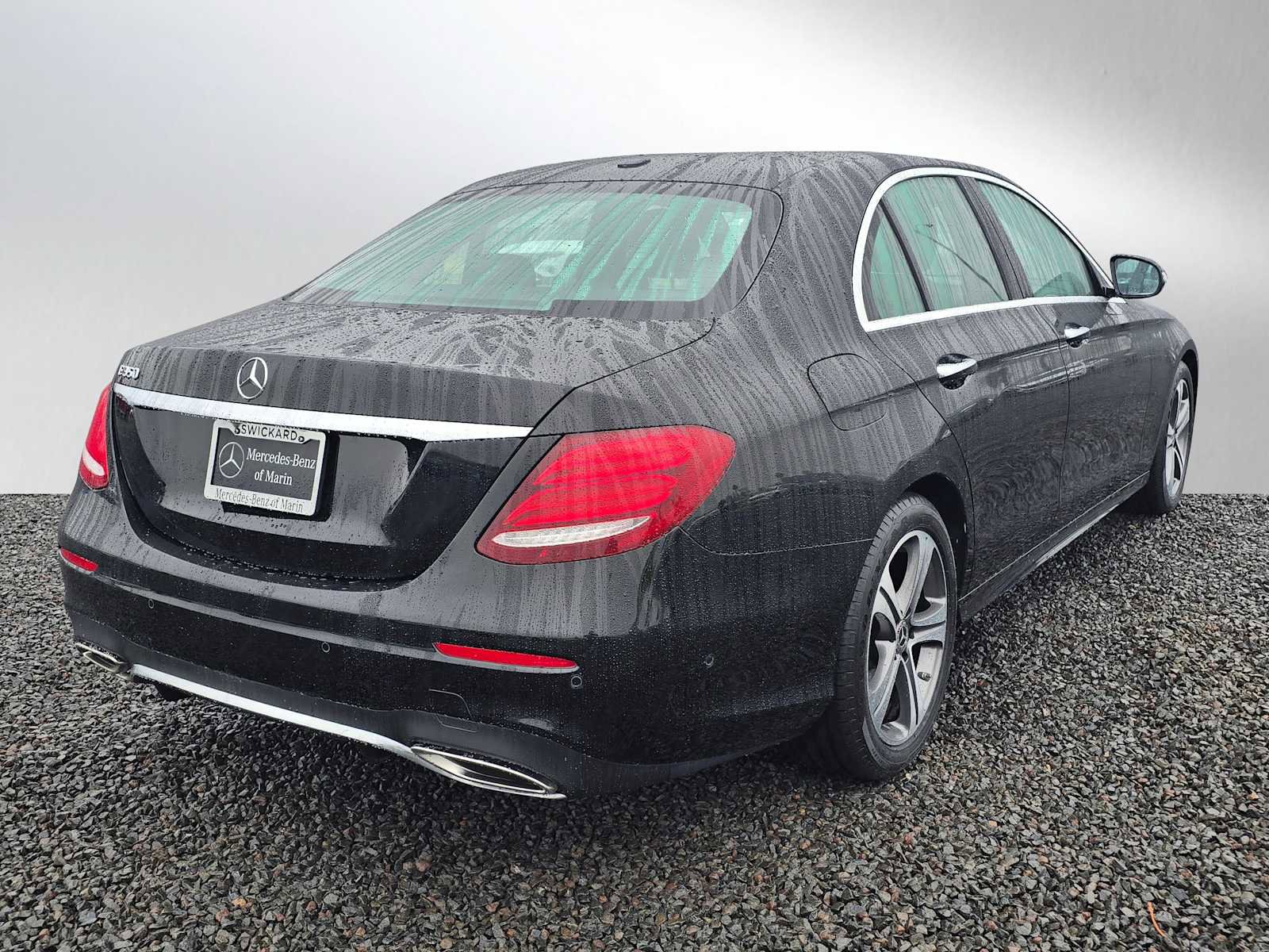 Used 2020 Mercedes-Benz E 350 Sedan image 3