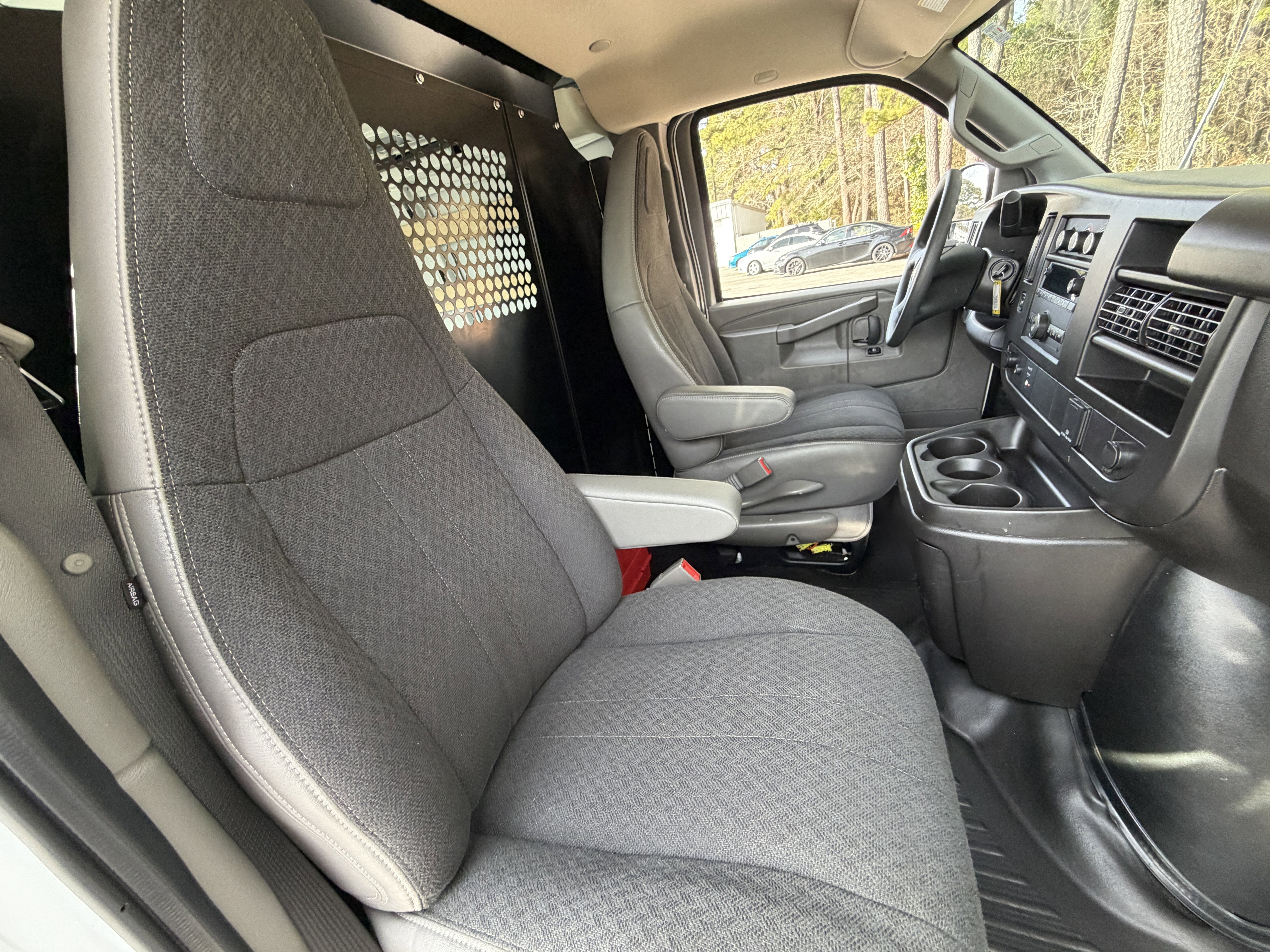 Used 2024 Chevrolet Express 2500 Work Van w/ Driver Convenience Package image 44