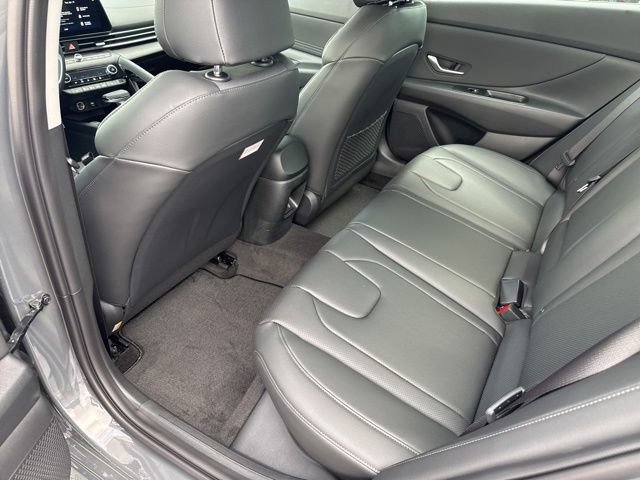 New 2026 Hyundai Elantra Limited FWD image 28