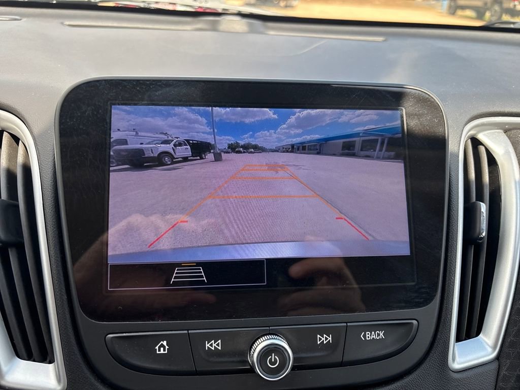 Used 2024 Chevrolet Malibu LT image 21