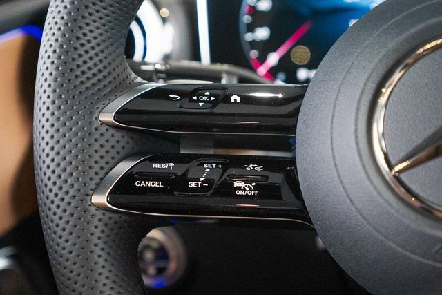 New 2026 Mercedes-Benz CLE 450 4MATIC Cabriolet image 19