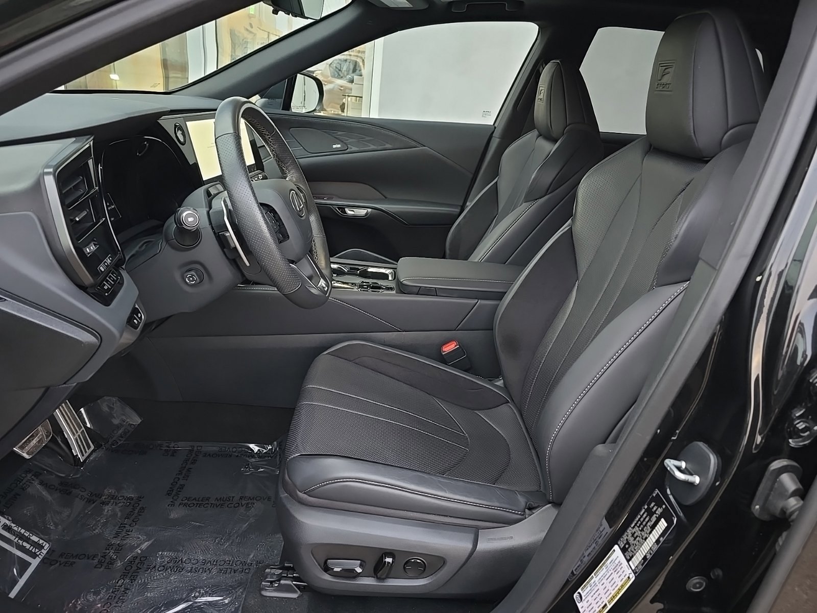 Used 2024 Lexus RX 500h F Sport w/ Convenience Package image 7