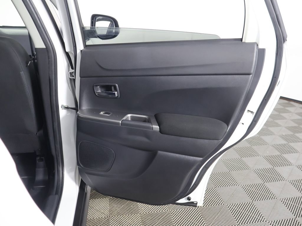 Used 2021 Mitsubishi Outlander Sport SE AWD/4WD image 23