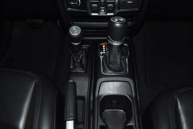 Used 2022 Jeep Wrangler Unlimited Sahara image 18