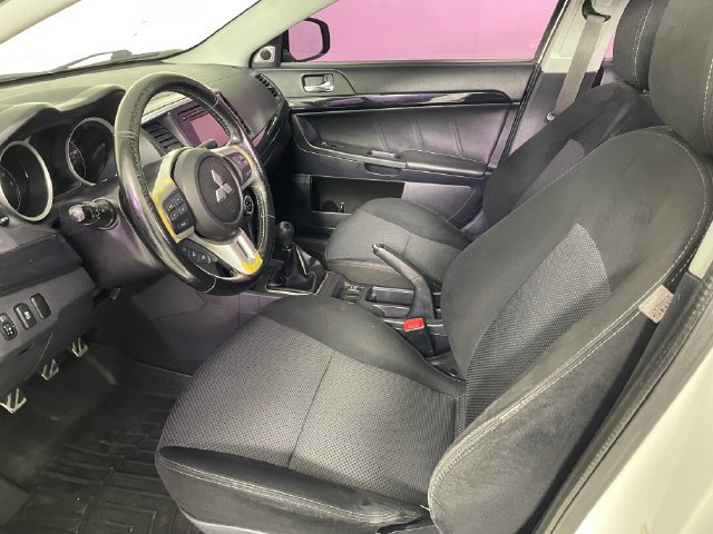 Used 2015 Mitsubishi Lancer Evolution GSR AWD/4WD image 2