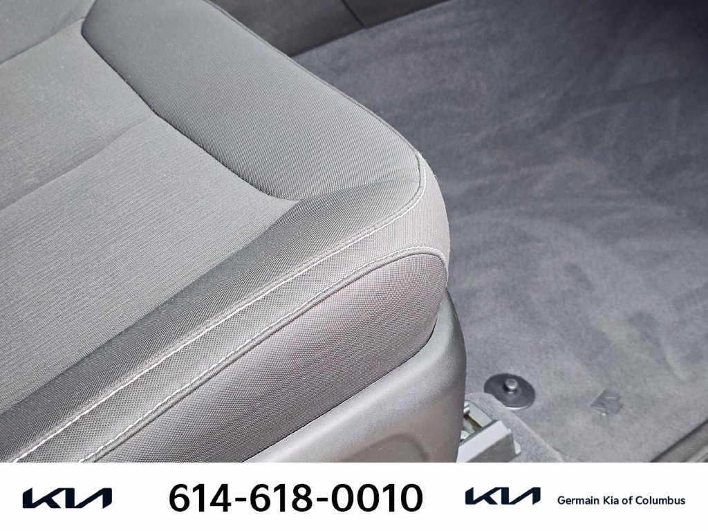 Used 2023 Jeep Grand Cherokee Laredo w/ Luxury Tech Group I AWD/4WD image 26
