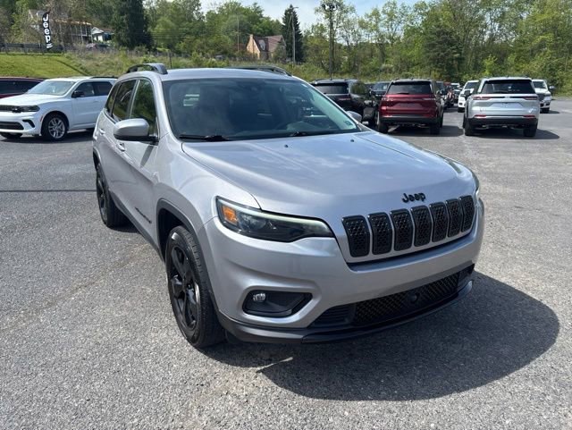 Used 2021 Jeep Cherokee Latitude Plus AWD/4WD image 6