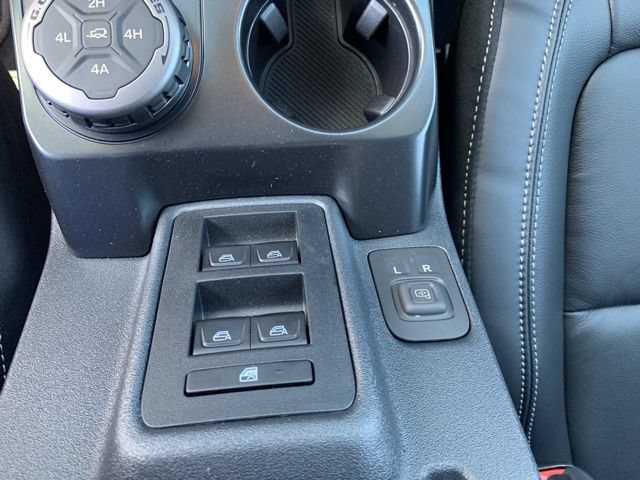 New 2026 Ford Bronco Outer Banks w/ Sasquatch Package AWD/4WD image 34