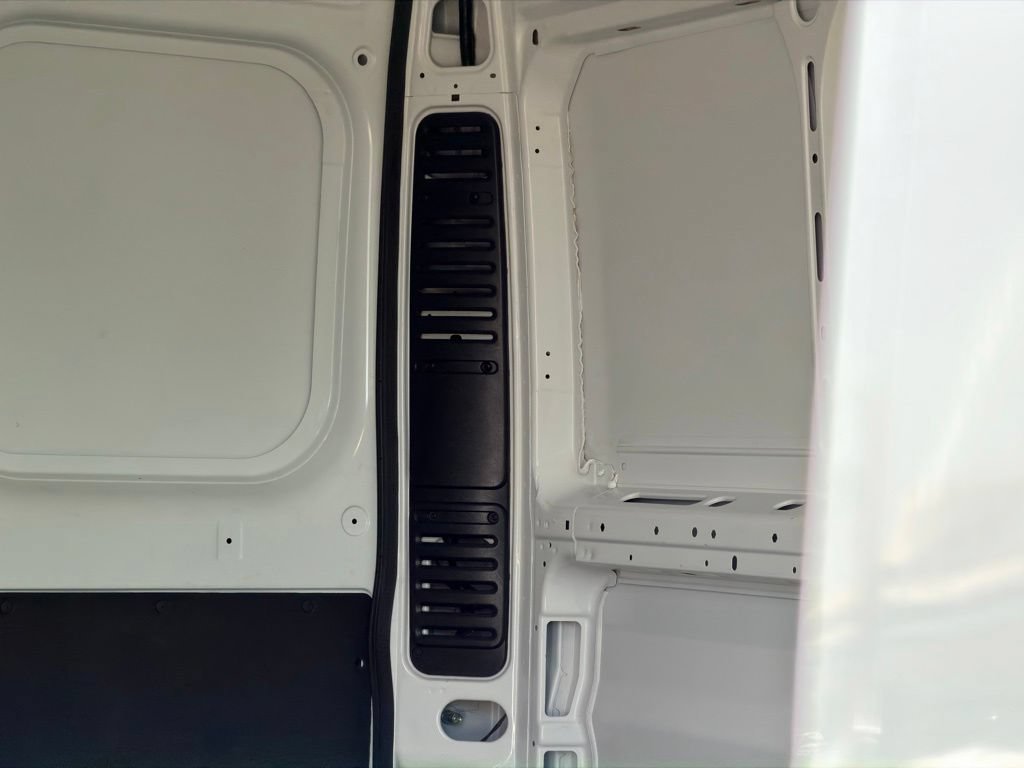 Used 2024 RAM ProMaster 2500 w/ Convenience Group FWD image 36