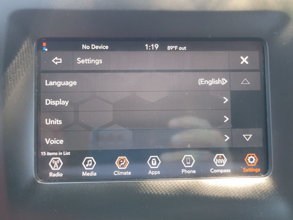 Used 2019 Jeep Cherokee Latitude w/ Popular Appearance Group FWD image 25