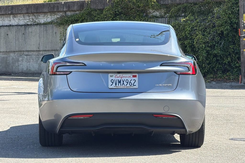 Used 2025 Tesla Model 3 Long Range AWD/4WD image 5