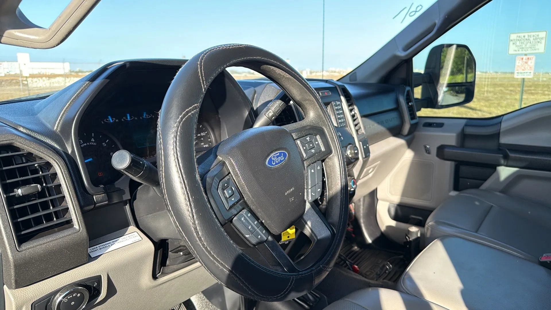 Used 2017 Ford F350 XL AWD/4WD image 12