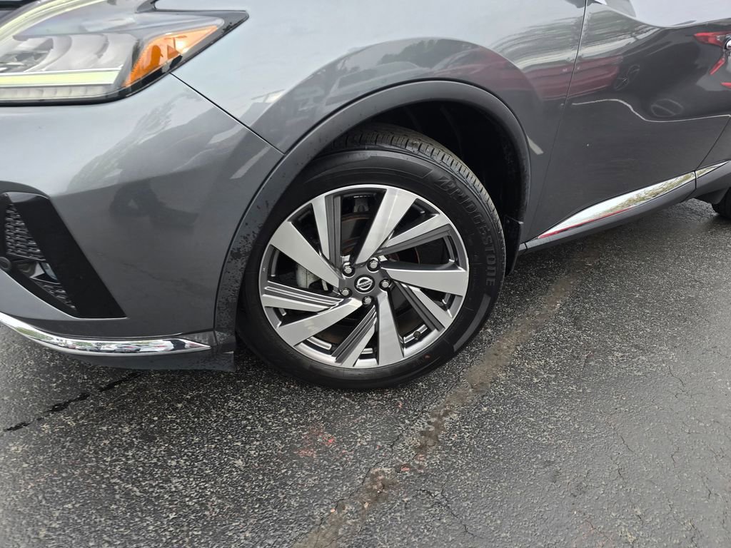 Used 2020 Nissan Murano SL w/ Moonroof Package AWD/4WD image 2