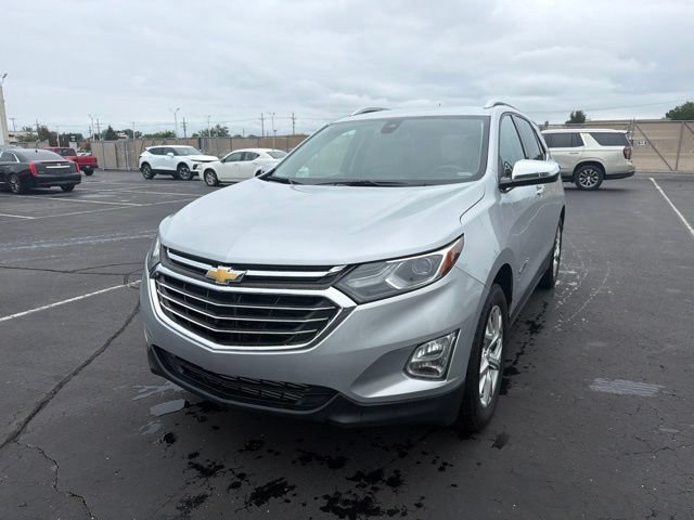 Used 2018 Chevrolet Equinox Premier AWD/4WD image 2