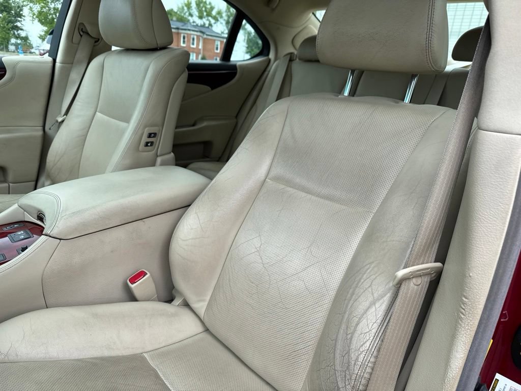 Used 2011 Lexus LS 460 AWD w/ Luxury Value Edition image 29