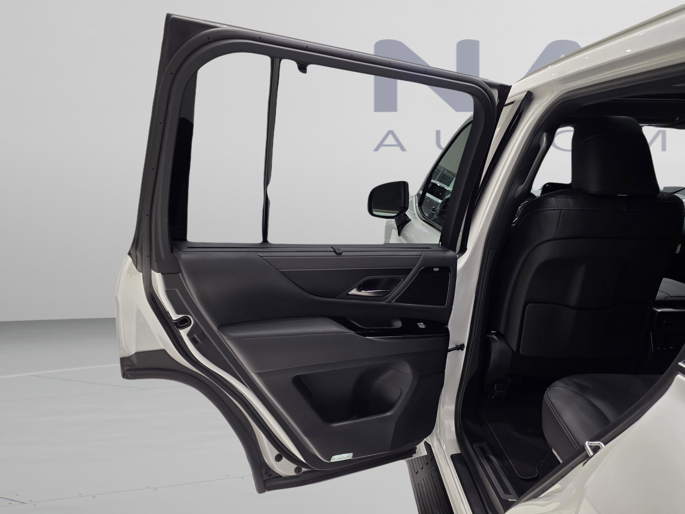 New 2026 Lexus LX 700h Luxury image 15