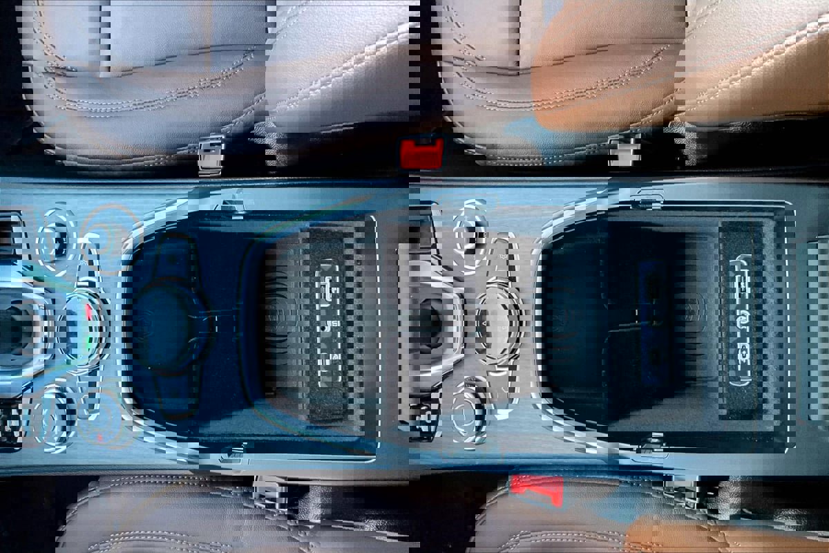 Used 2022 Alfa Romeo Stelvio Ti image 24