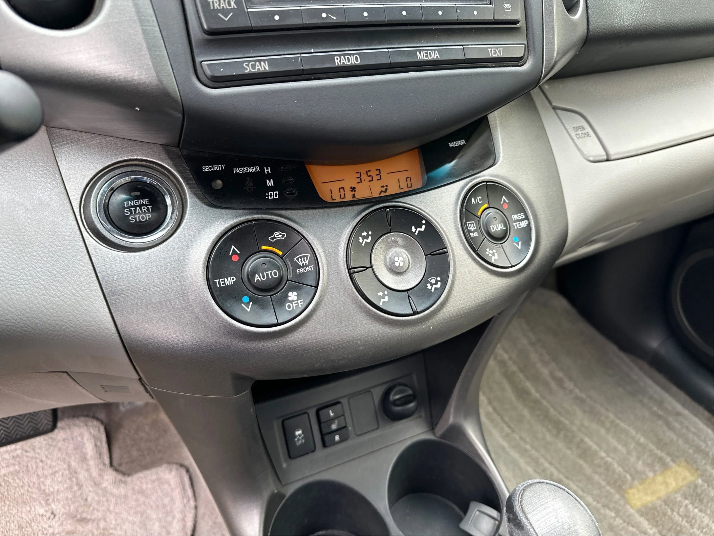 Used 2012 Toyota RAV4 Limited w/ Premium Plus Value Pkg FWD image 27