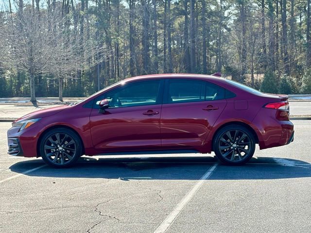 Used 2024 Toyota Corolla SE image 3