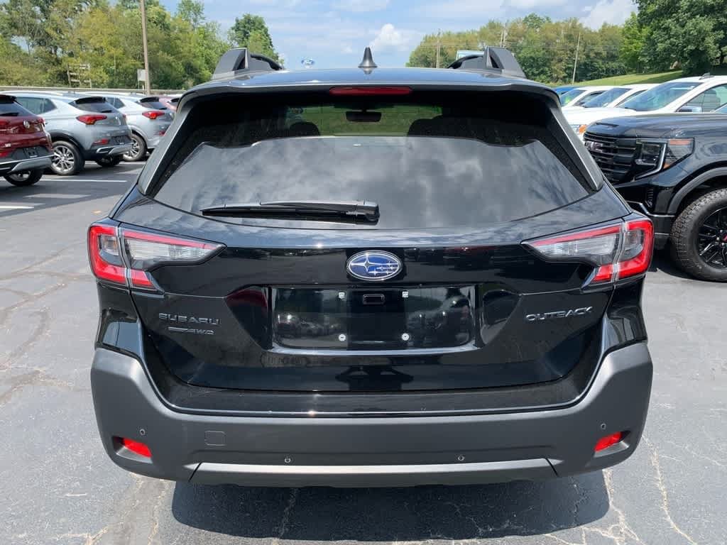 Used 2024 Subaru Outback Onyx Edition AWD/4WD image 4
