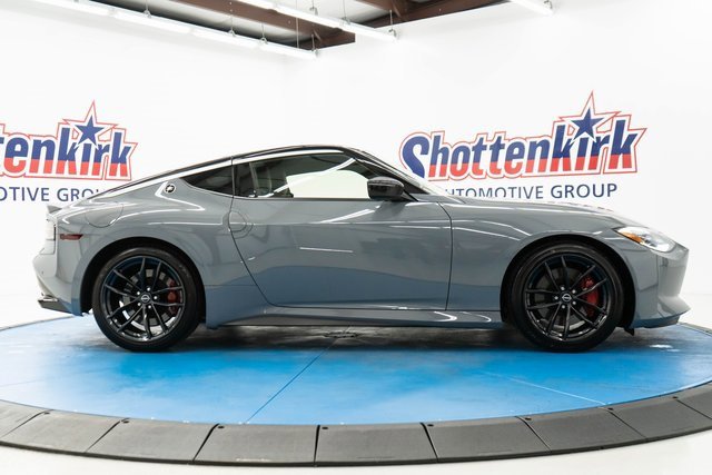 Used 2024 Nissan Z Performance w/ Floor Mat Package image 15