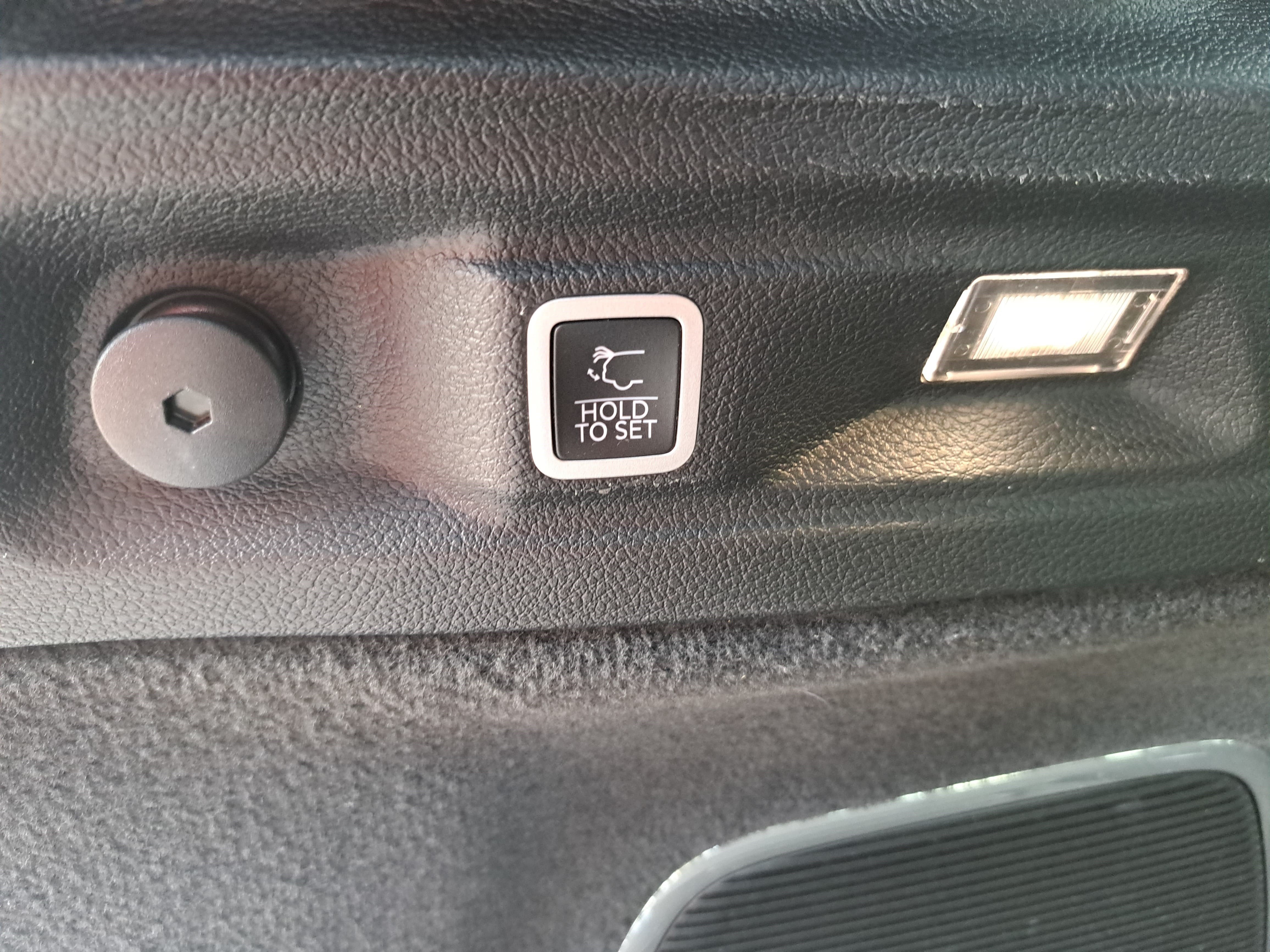 Used 2024 Jeep Grand Cherokee L Summit AWD/4WD image 15