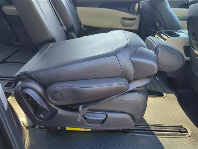 Used 2024 Kia Carnival SX FWD image 24