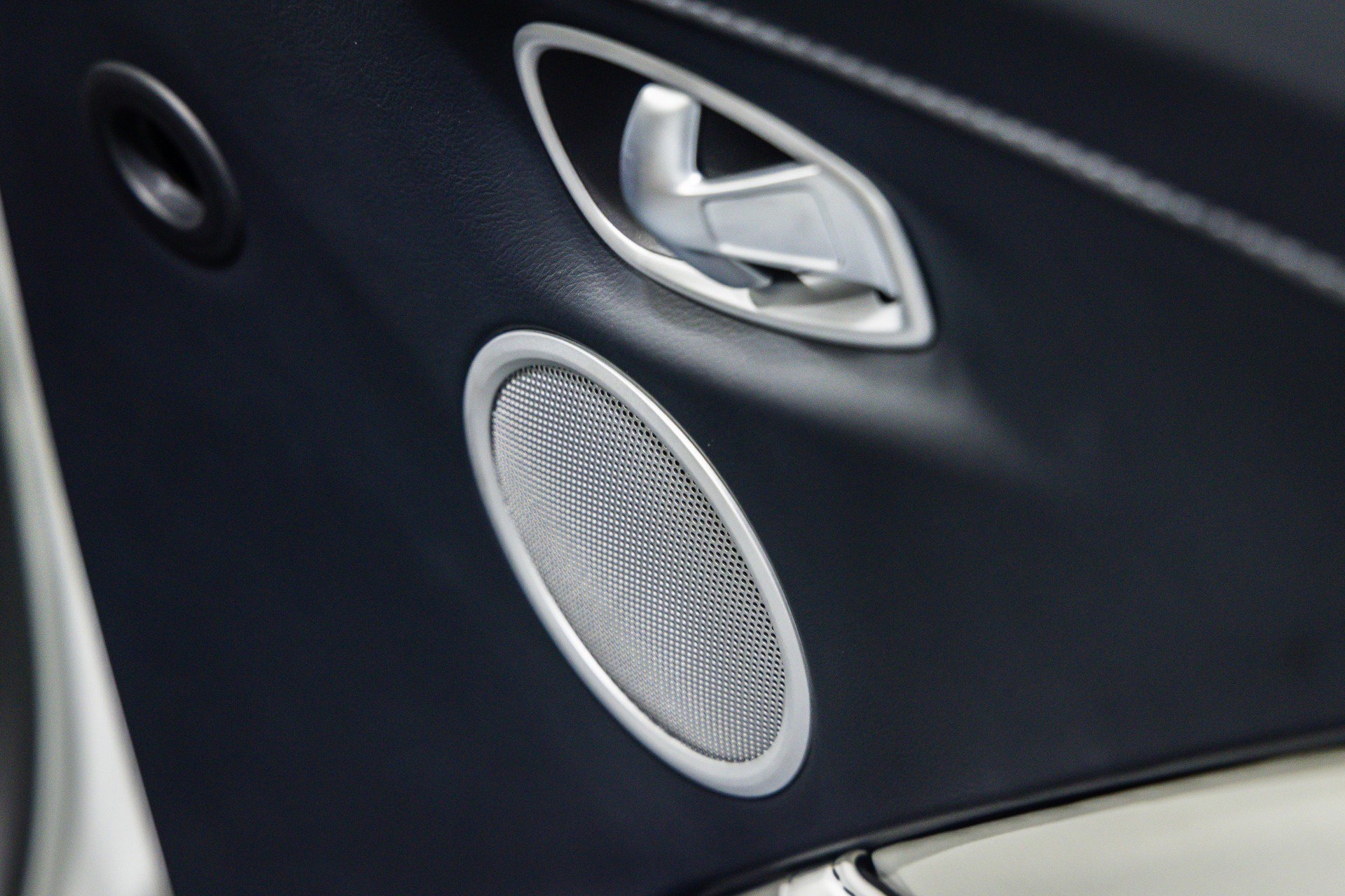 Used 2023 Aston Martin V12 Vantage image 22