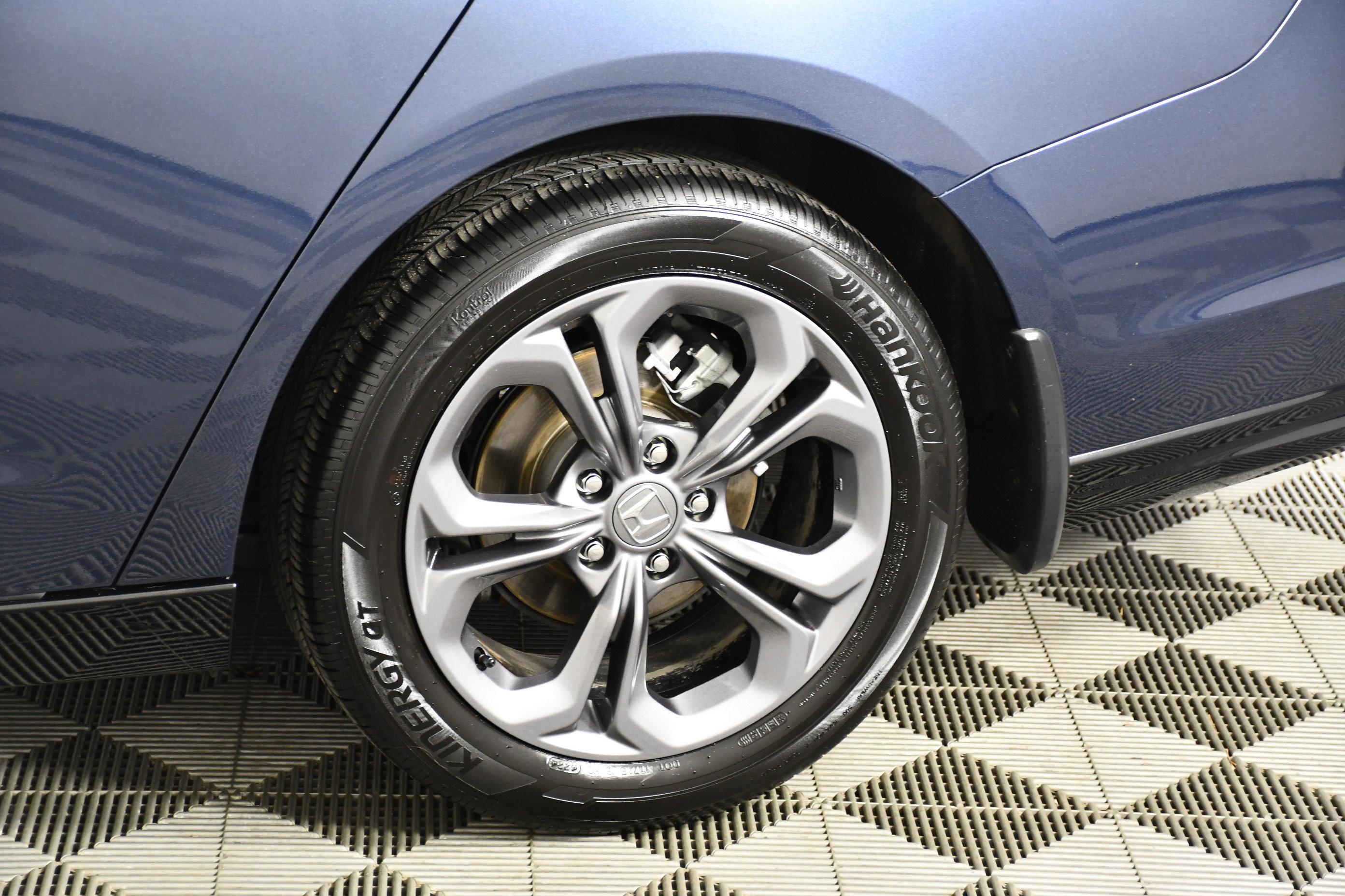 Certified 2025 Honda Accord EX-L image 51