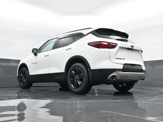 Used 2021 Chevrolet Blazer LT AWD/4WD image 24