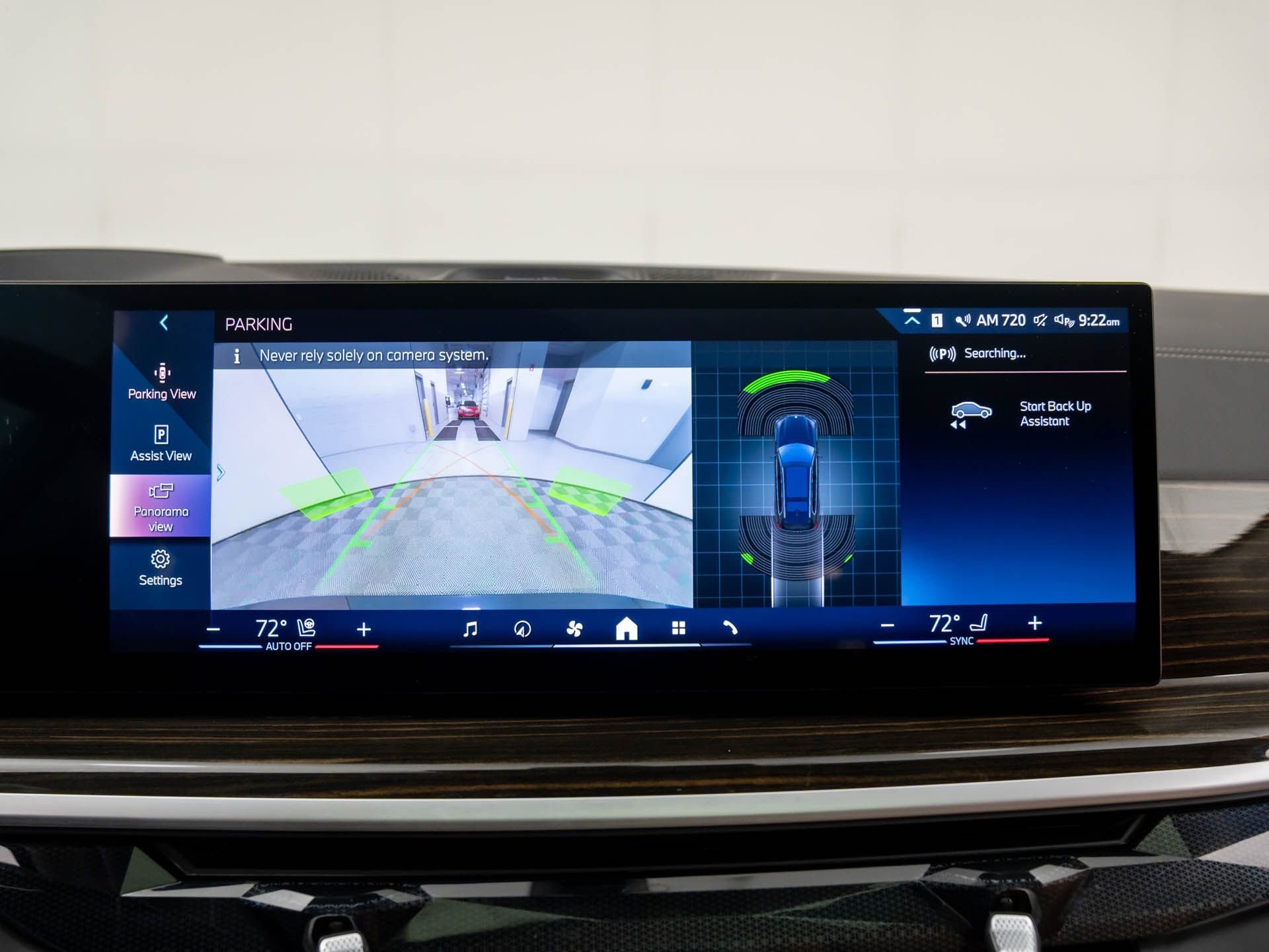 Certified 2025 BMW X7 xDrive40i w/ Premium Package image 27