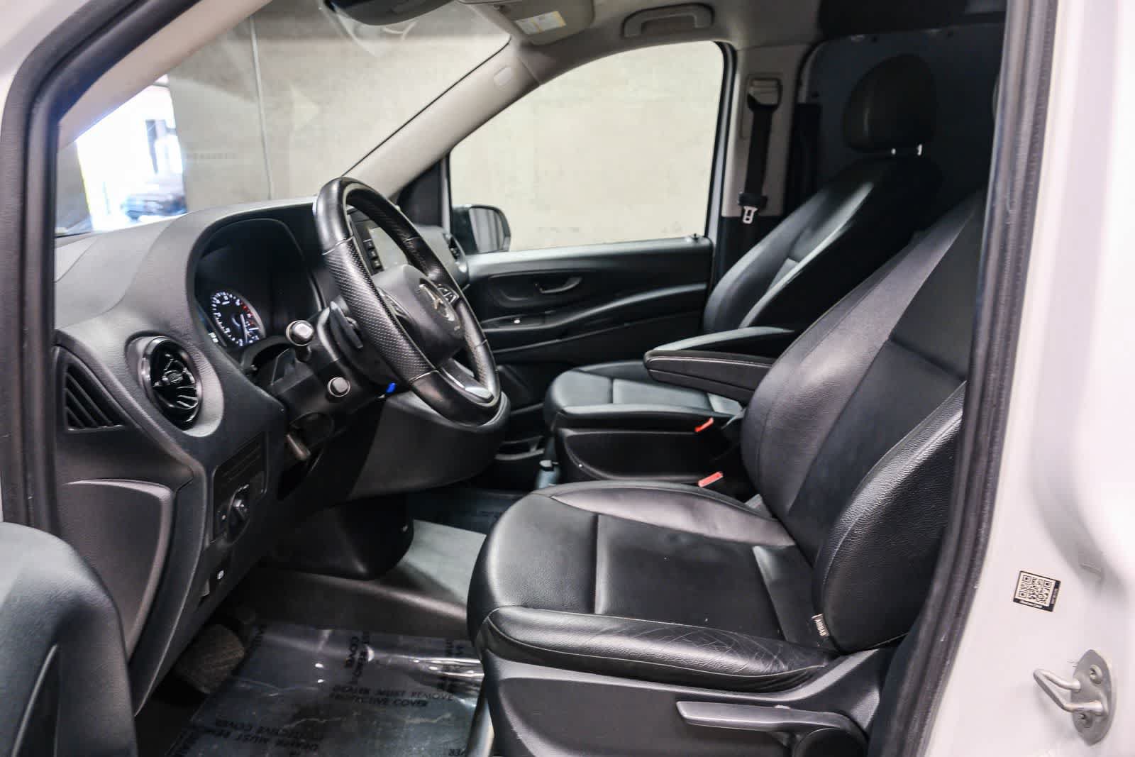 Used 2021 Mercedes-Benz Metris image 23