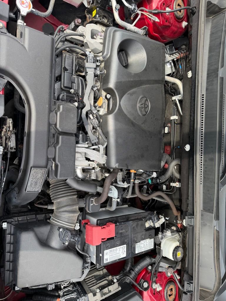 Used 2020 Toyota RAV4 XLE w/ Convenience Package image 12