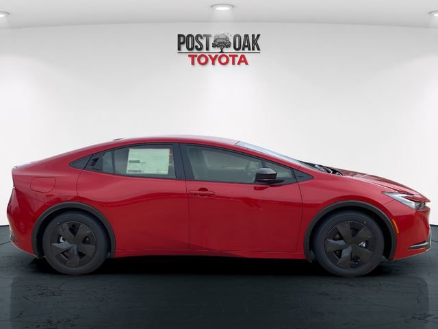 New 2026 Toyota Prius Plug-In Hybrid image 8