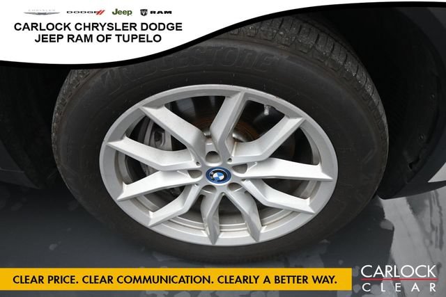 Used 2022 BMW X5 xDrive45e w/ Executive Package AWD/4WD image 42