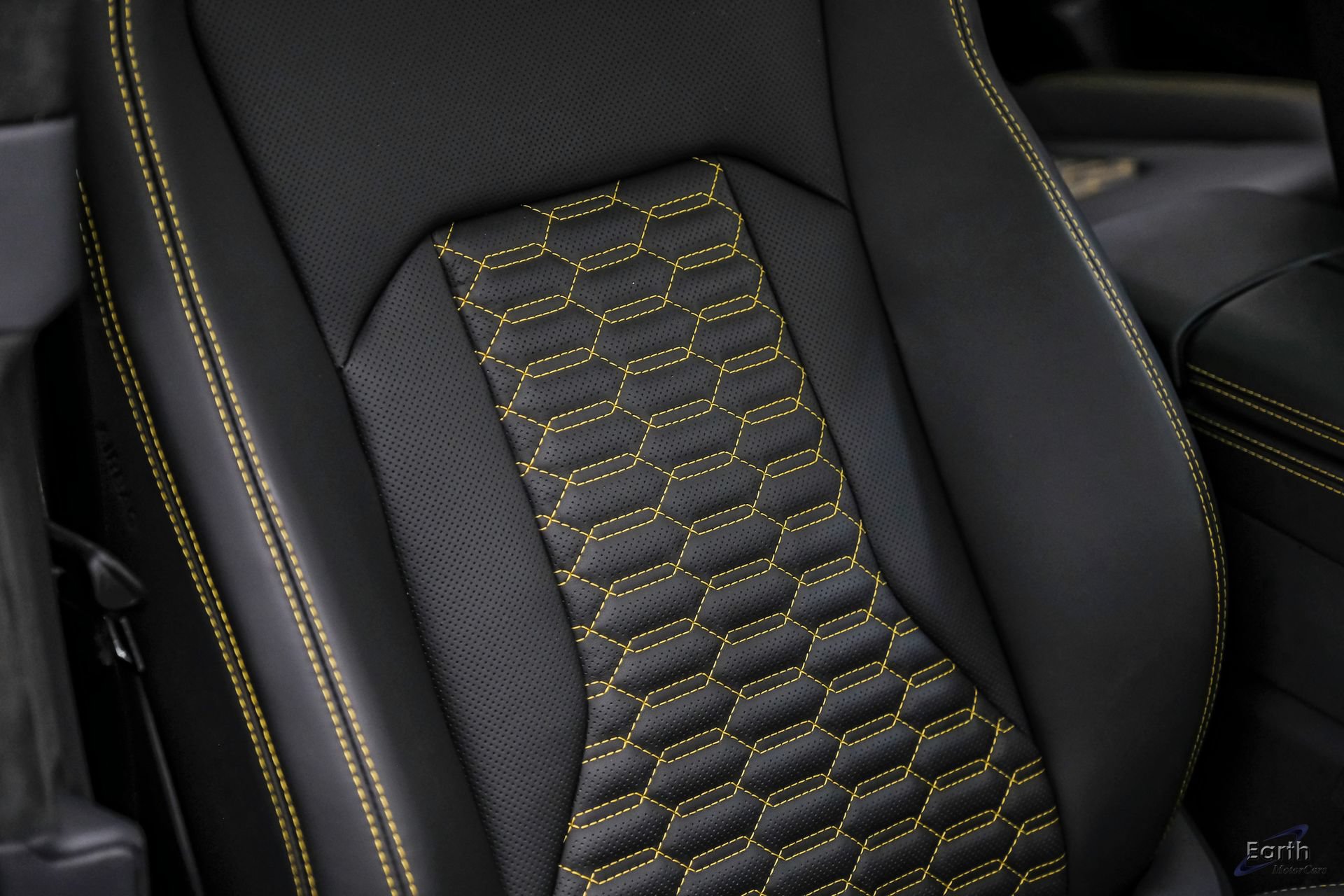 Used 2022 Lamborghini Urus AWD/4WD image 55